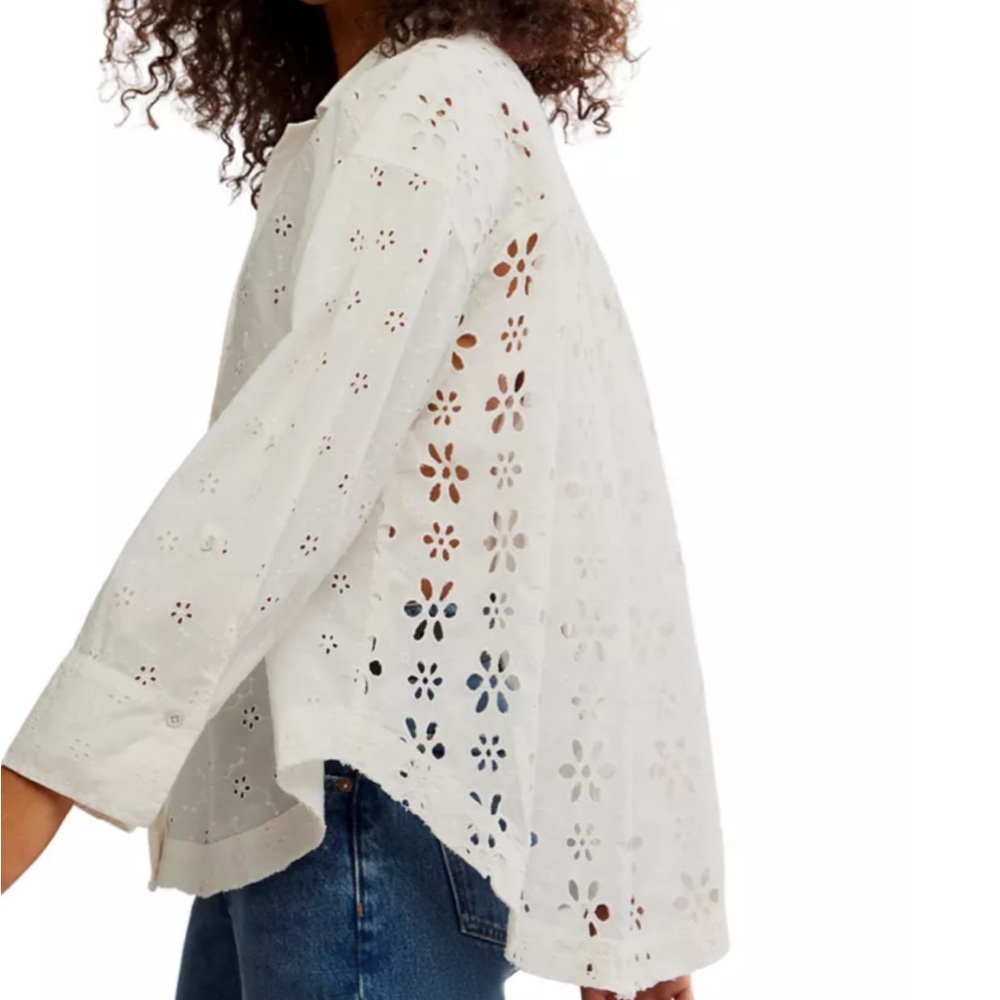 We The Free Mae Washed Eyelet Button Down Shirt size L - Picture 6 of 13